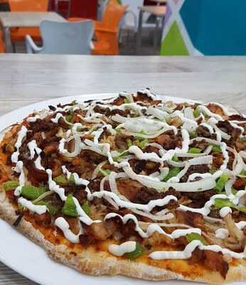 Karinas Cafe & Burger Bar