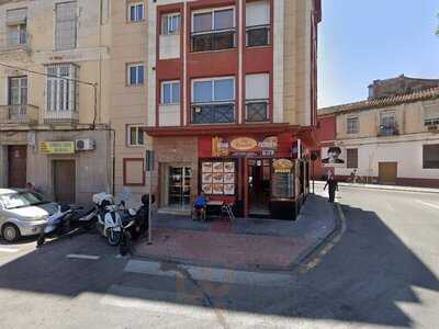 Karinas Cafe & Burger Bar