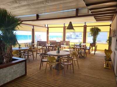 Luuma Beachbar