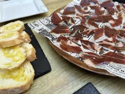 Sabaters Vinos Y Tapas