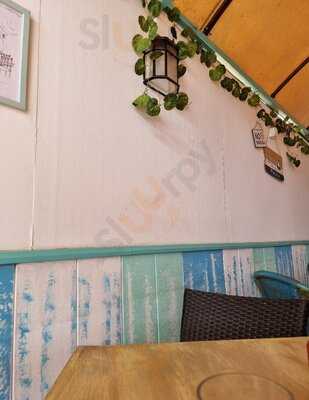 Paraiso Beach Tapa Bar