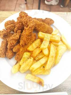 Paraiso Beach Tapa Bar