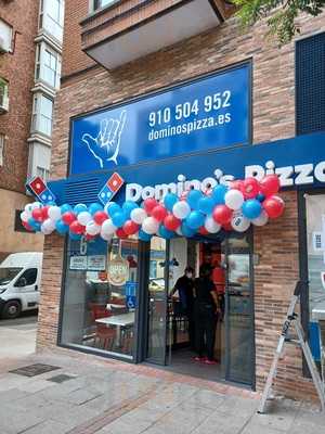 Domino's Pizza General Ricardos