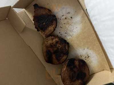 Domino's Pizza General Ricardos