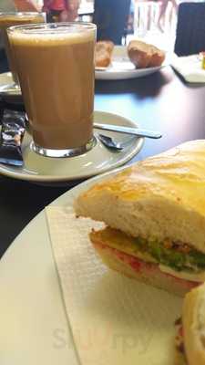 Bar Cafeteria El Olivo