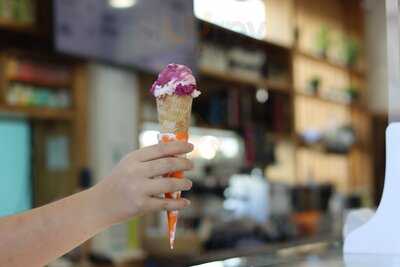 Heladería Cafetería Los Valencianos Triana