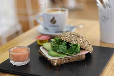 Heladería Cafetería Los Valencianos Triana