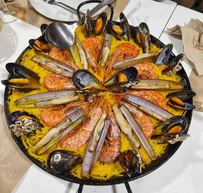 Redes Compostela. Mariscos & Tapas