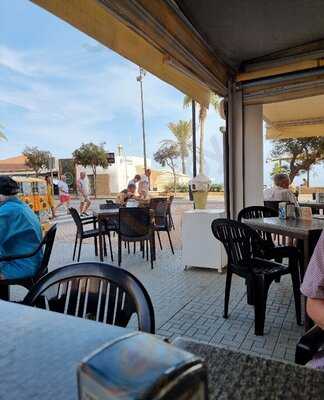 Heladería Cafetería San Francisco.