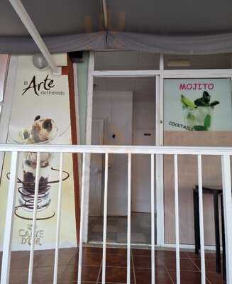 Heladería Cafetería San Francisco.