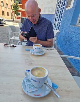 Cafetería Embajador