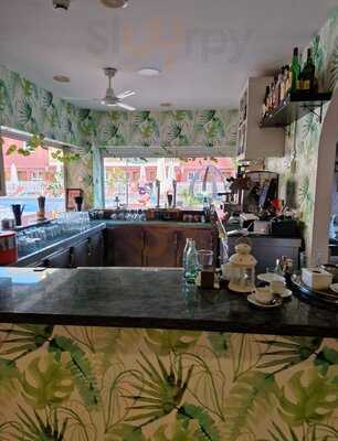 Itaca Hotel Pool-bar.