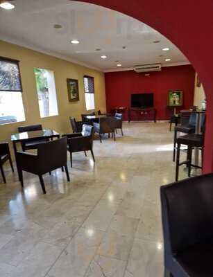 Itaca Hotel Pool-bar.