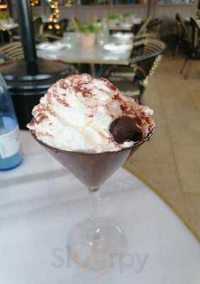 Grill Corner Gran Via 2