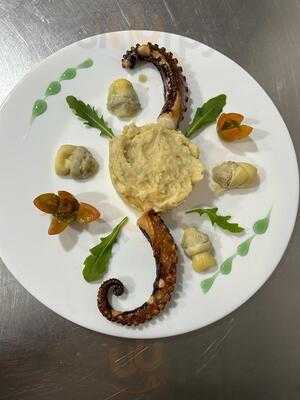 Monzú Restaurante & Pizzeria Italiana