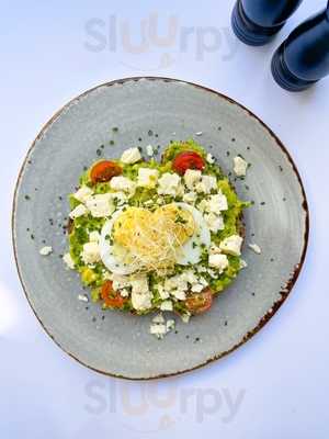 Sheriffs Marbella Eggs & Salads