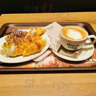 Manolo Bakes Quevedo