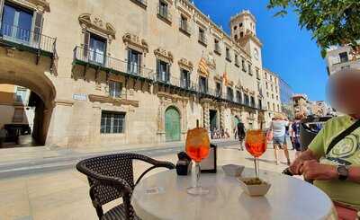 Soho Plaza - Photo 8