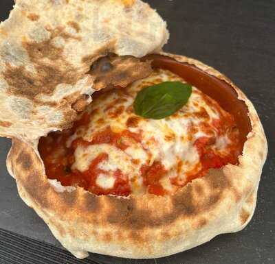 Basilico Pizzería & Restaurante