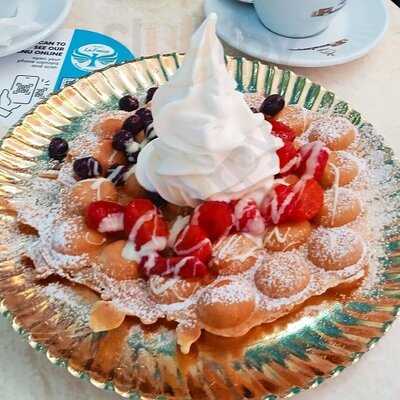 La Fenice | Frozen Yogurt & Creperie