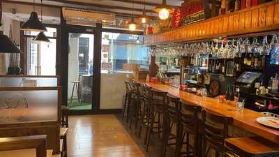 The Globe Food And Drink