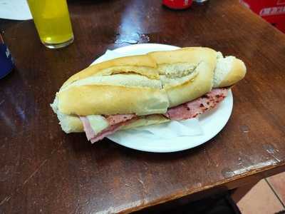 Bar Cafeteria El Tomillar