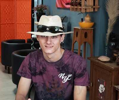 The Stuffed Olives Lounge And Bar