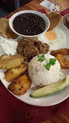 Restaurante Punto Y Coma