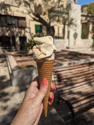 Mr Mccoy's Island Ices