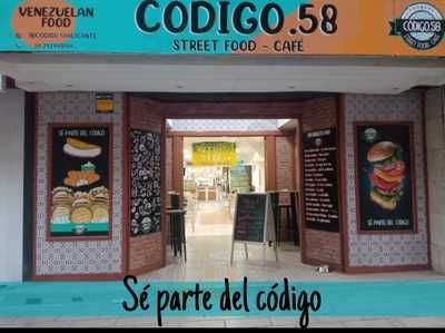 Código.58 Street Food -cafe
