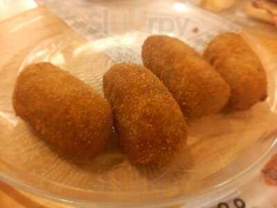 Casa Ángeles Taberna-ultramarinos