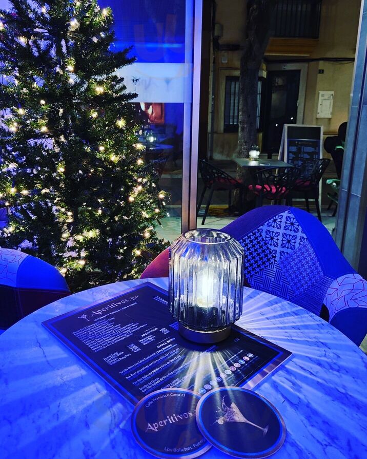 Aperitivos - Gin & Tonic Bar