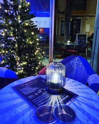 Aperitivos - Gin & Tonic Bar