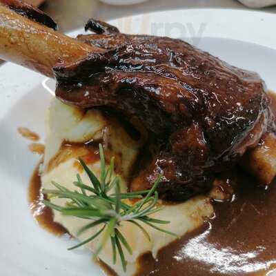 Factory 33 Café Bistrot