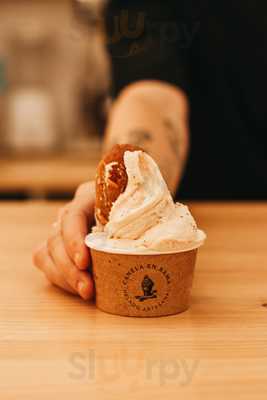 Canela En Rama Heladería Artesanal