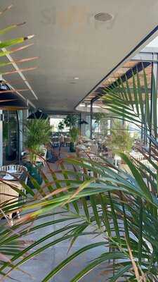 S U R U Cocktail Bar