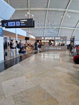 Mahou Sports Bar ( Valencia Airport )