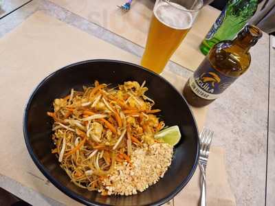 Padthaiwok Cc. La Farga