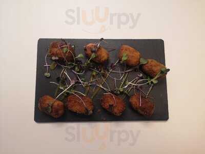 Sandy's Restaurants And Tapas