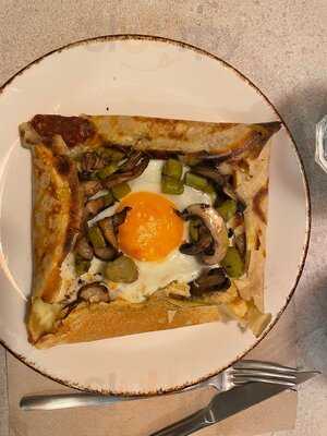 Naked&sated (valencia)