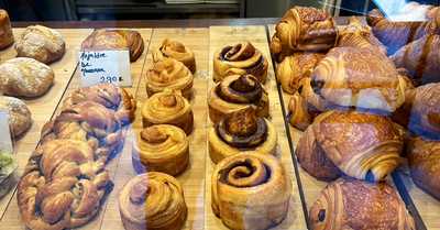 Vanille Bakery Lab & Café