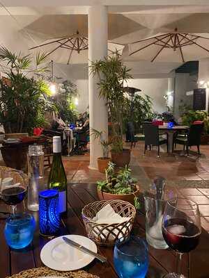 La Gaviota Restaurant