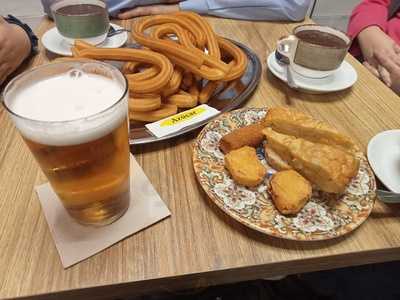 Churrería Cafetería El Espinar