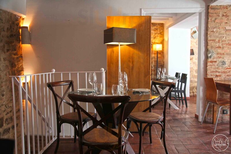 La Casa Bar