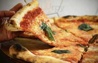 Pizzería Les Dues Sicilies Comtal 19