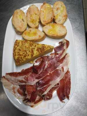 Bar Restaurant La Cantonada