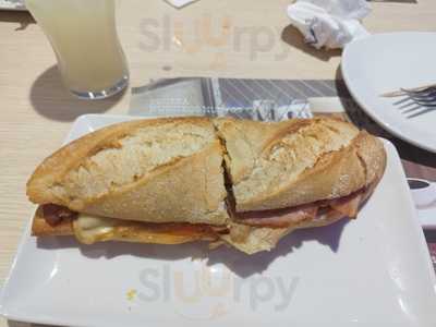 La Boca Te Lía - Jaén Plaza