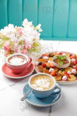 The Garden Brunch Café