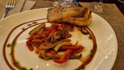 Trobaz Enoteca Gastronómica