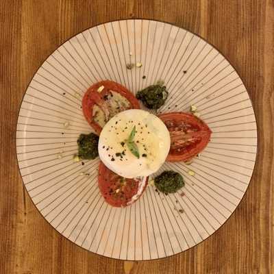 Trobaz Enoteca Gastronómica